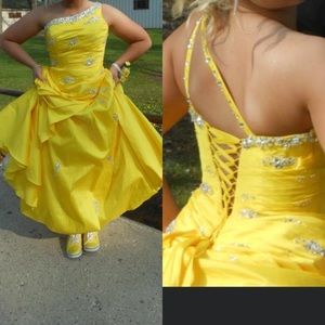 Prom dress